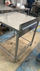 Mobiliario de cocina metálica para Mc Donal´s