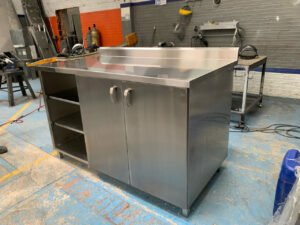 Mobiliario de cocina metálica para Mc Donal´s