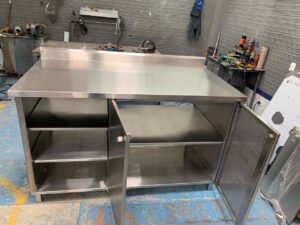 Mobiliario de cocina metálica para Mc Donal´s