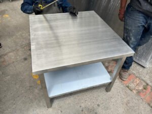 Mobiliario de cocina metálica para Mc Donal´s