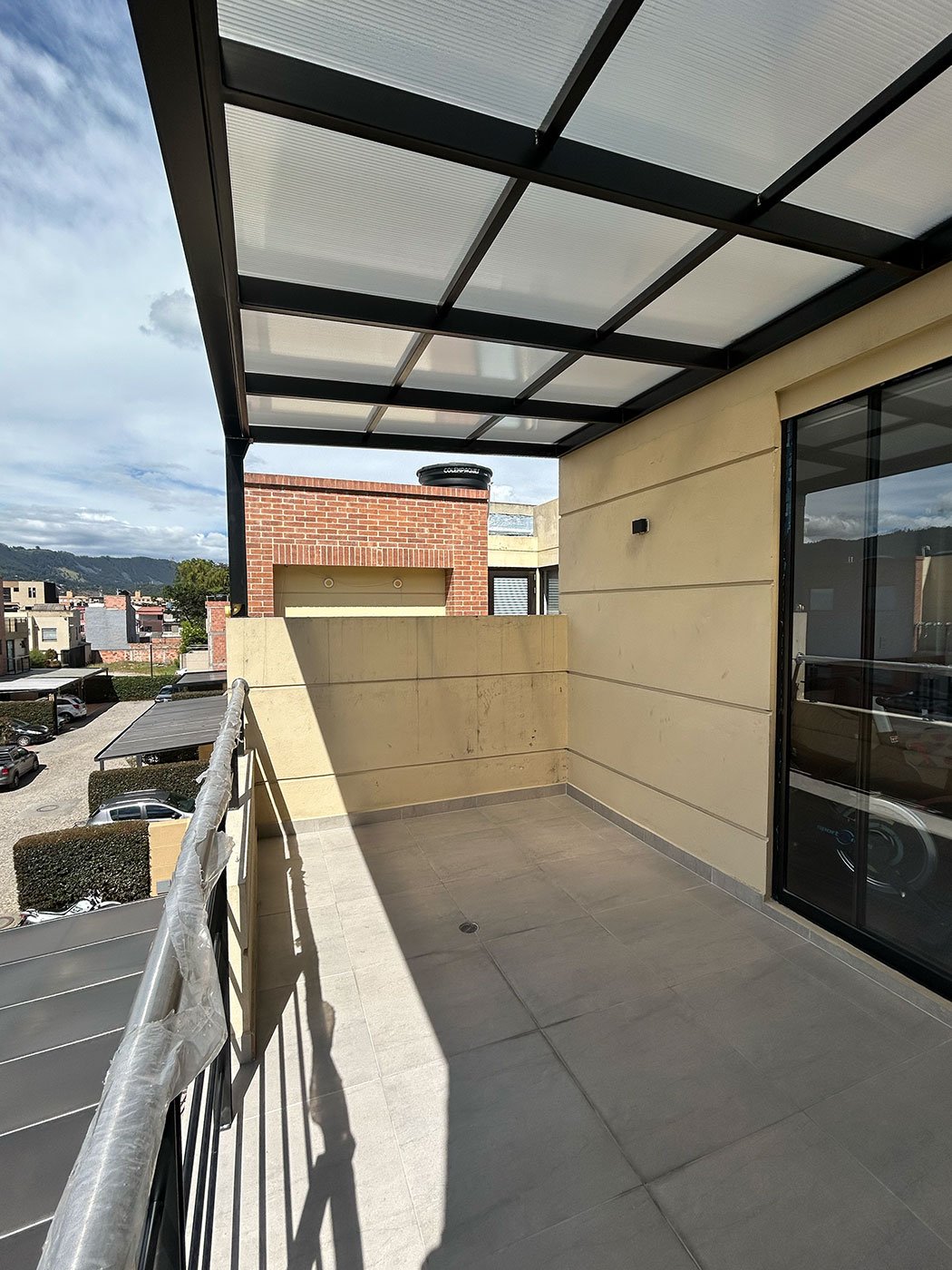 Pergolas y Barandas Metálicas en Cajicá