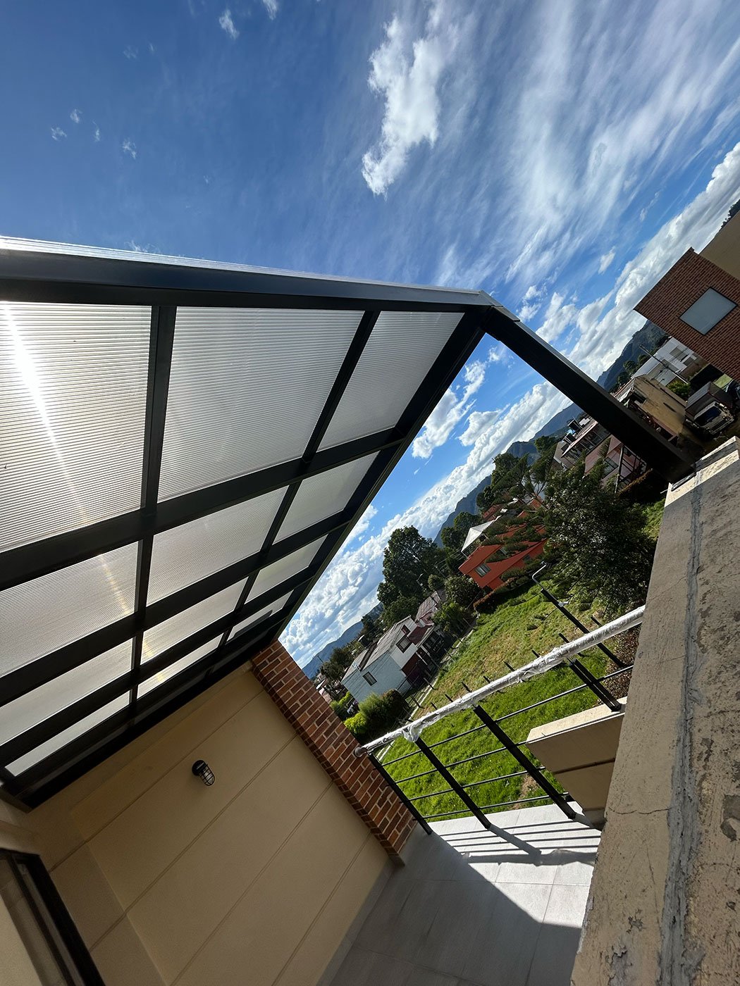 Pergolas y Barandas Metálicas en Cajicá