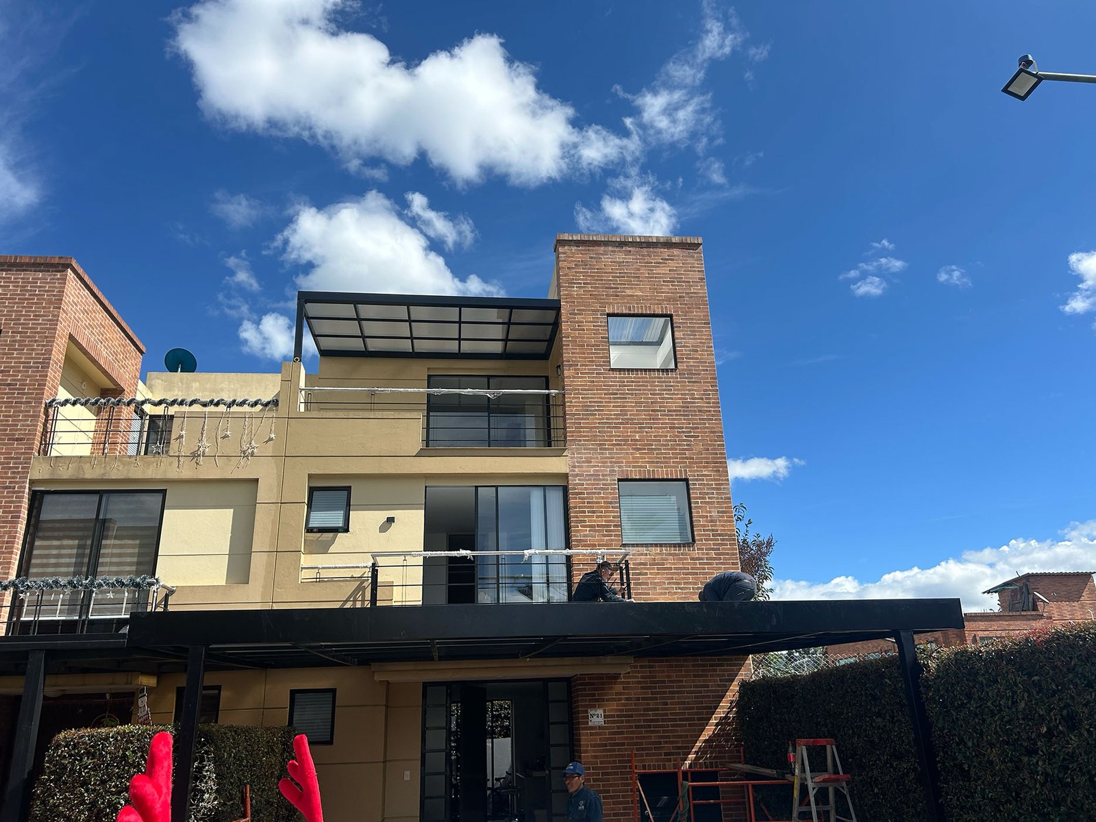 Pergolas y Barandas Metálicas en Cajicá