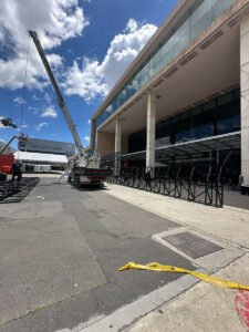 Estructura para pantalla en Corferias