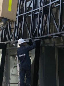 estructura para pantalla curva en corferias